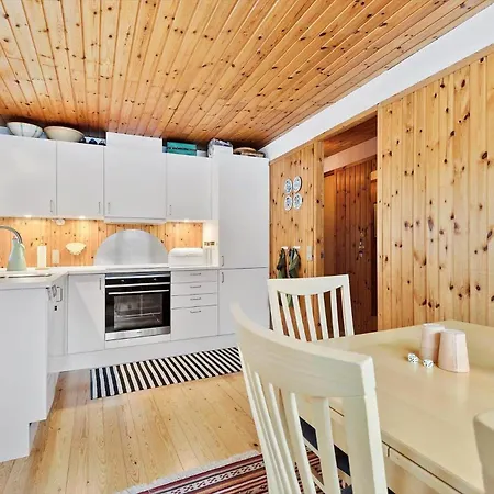 8819-glesborg-bosholmstien-6 *