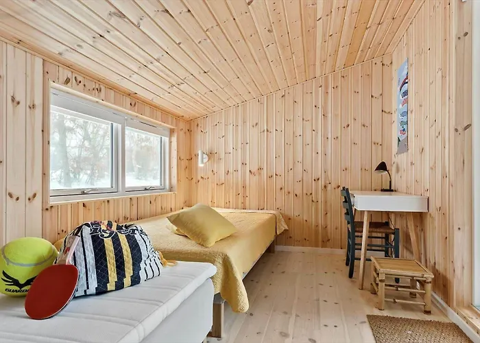 8819-glesborg-bosholmstien-6 بيت للعطل